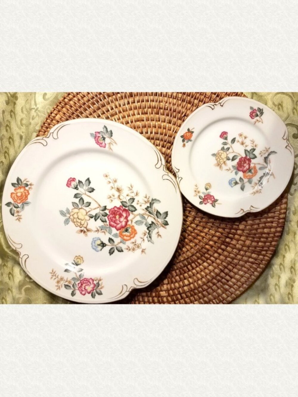 4 Dinner & 4 Bread Plates, Vintage Floral Porcelain